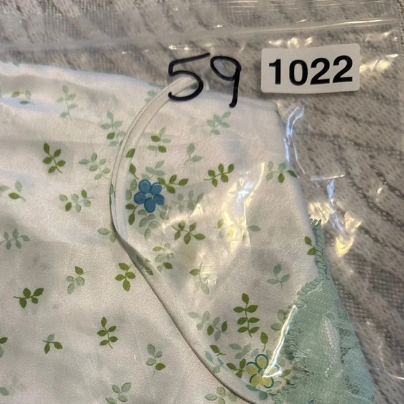 VICTORIAS Secret Angels Night Slip Satin Lace Style Front Slit 2005 Large - Picture 13 of 13